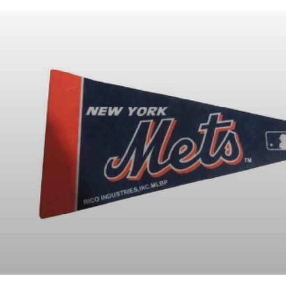 Vintage New York Mets MLB Felt Pennant Retro Baseball Collectible - Picture 2 of 3